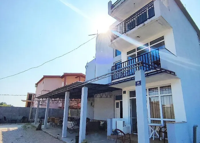 Apartments Dea
